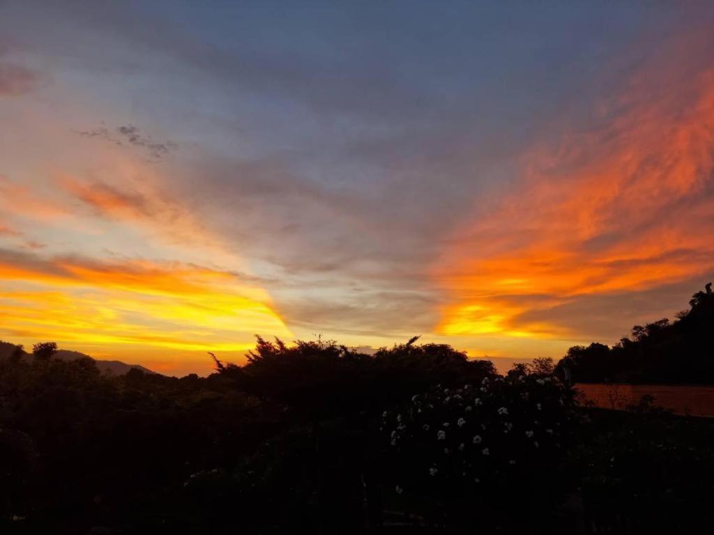 Dusit Talai Resort Mu Si Eksteriør bilde