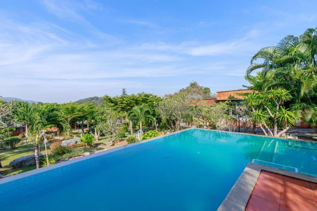 Dusit Talai Resort Mu Si Eksteriør bilde