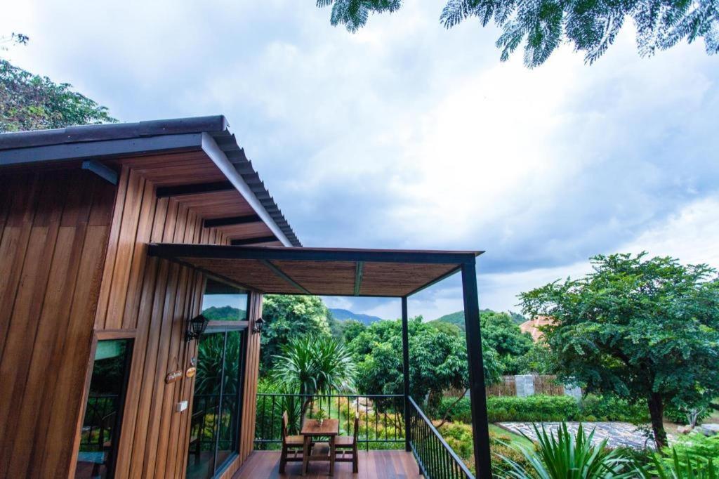 Dusit Talai Resort Mu Si Eksteriør bilde