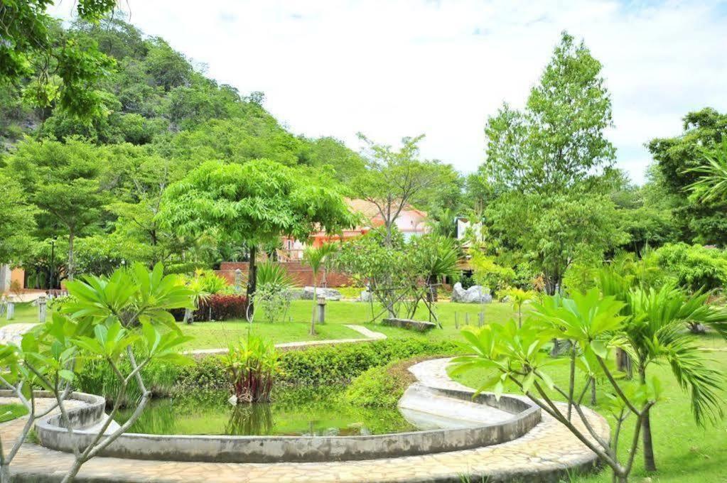 Dusit Talai Resort Mu Si Eksteriør bilde